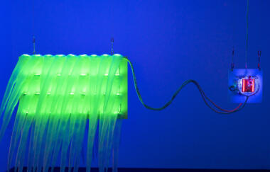 Huang V4 H9 Back To Back Blue Green 2018